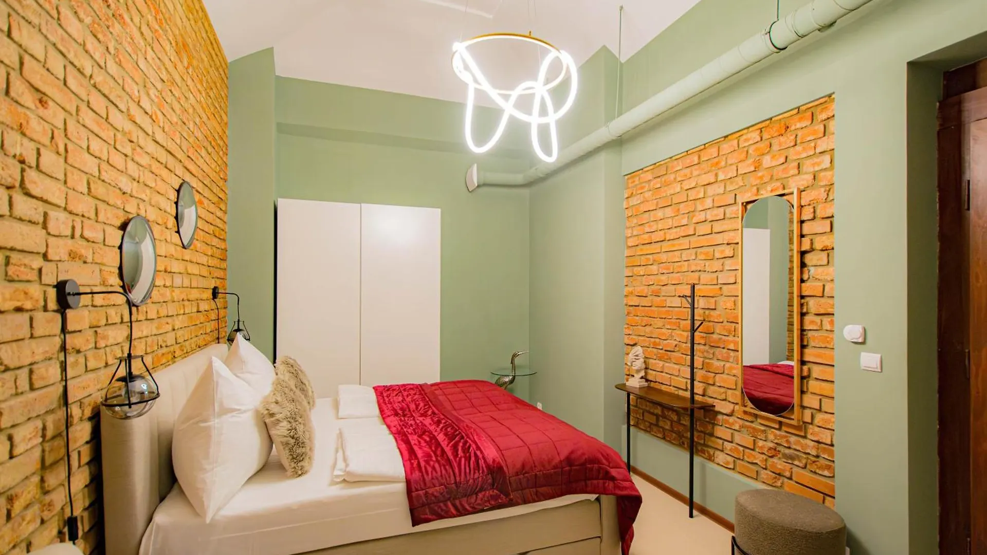 Magnificent Apartment With Sauna And Billiards Praag Tsjechië