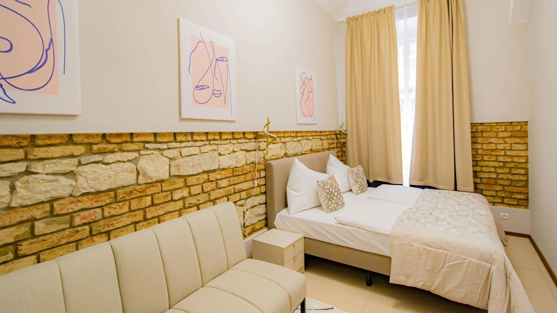 Magnificent Apartment With Sauna And Billiards Praag Tsjechië