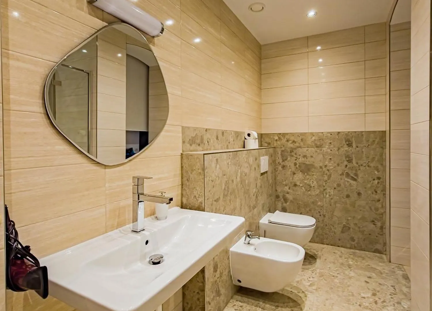 Magnificent Apartment With Sauna And Billiards Praag