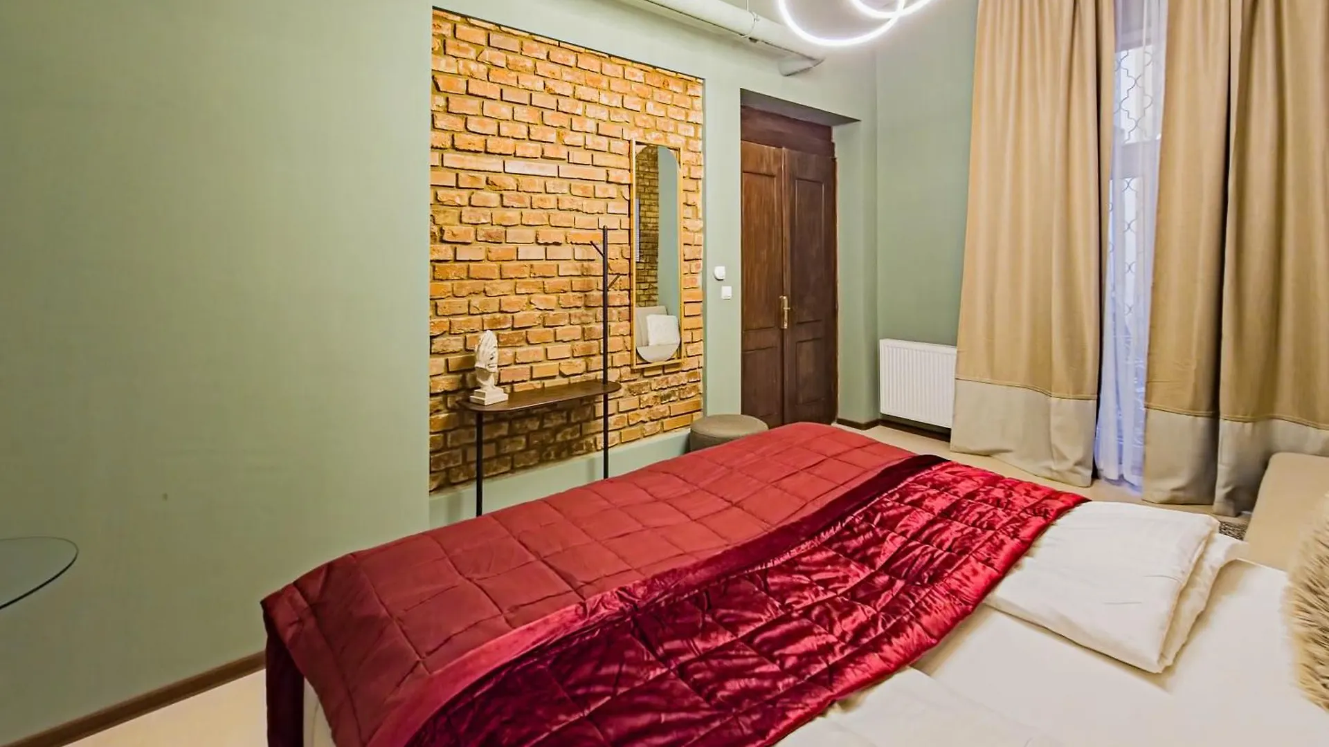 Magnificent Apartment With Sauna And Billiards Prague